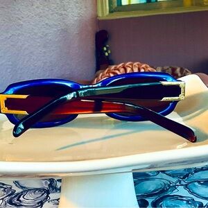 ESCADA SUNGLASSES ROYAL BLUE & BROWN